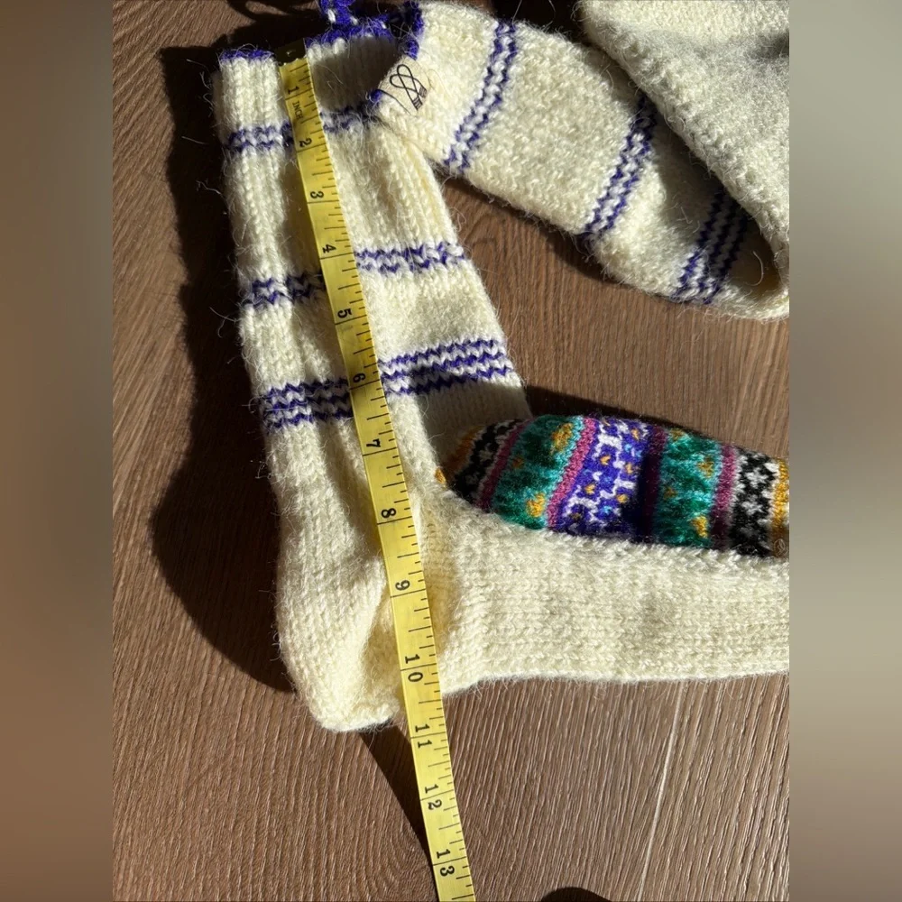 Daya‎ Socks Brand Fazl Handmade Traditional Himalayan “Jurra Gow” White One Size